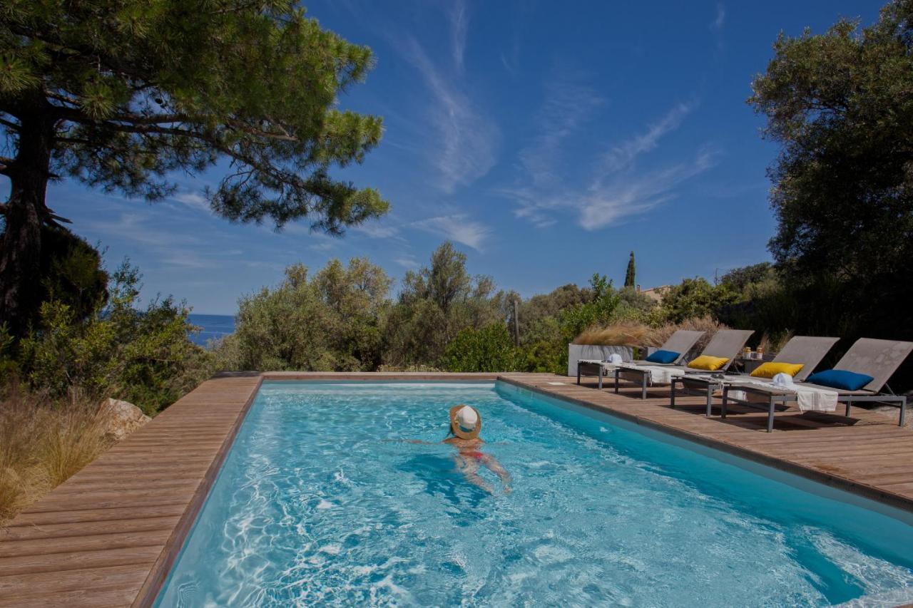 Villa bodri, maison en pierre avec vue mer et piscine chauffée LʼÎle-Rousse Exterior foto